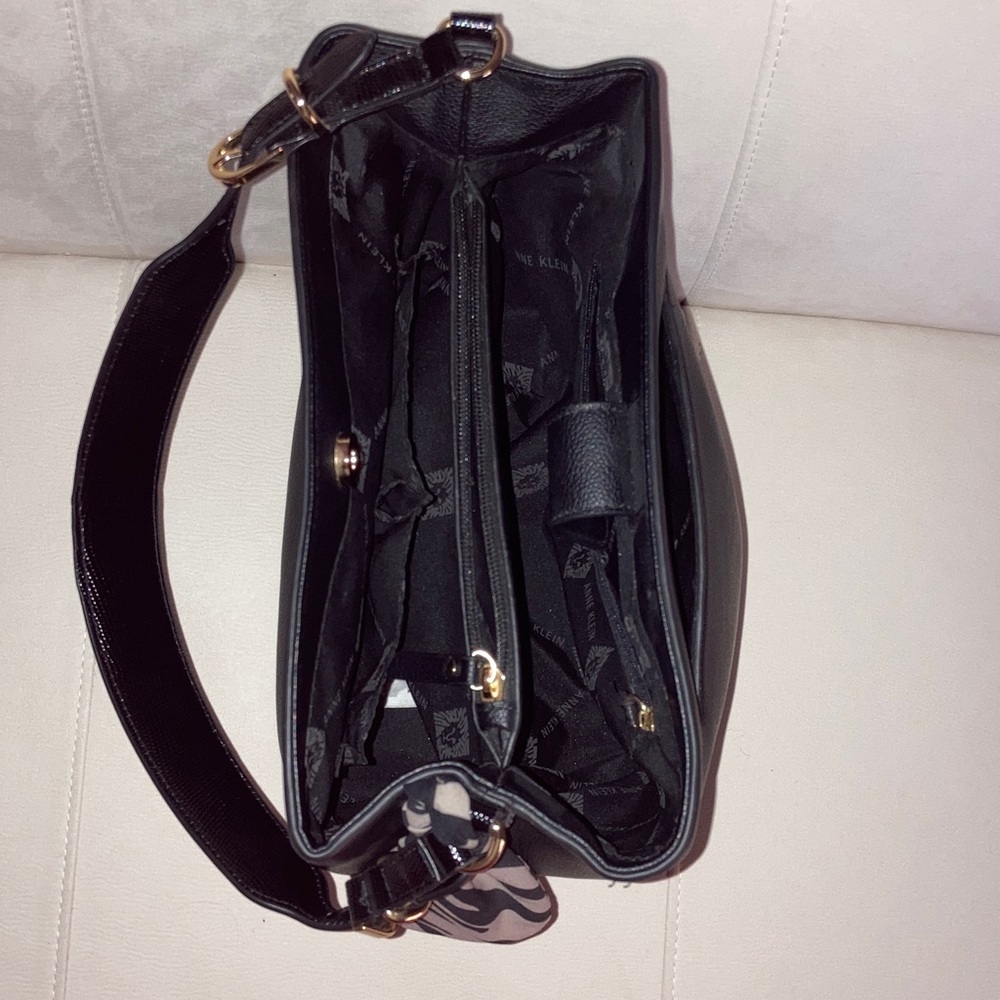 Anne Klein Black Shoulder Bag with Gold Accents - Picture 4 of 4
